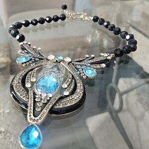 Heidi daus Draped in deco blue necklace